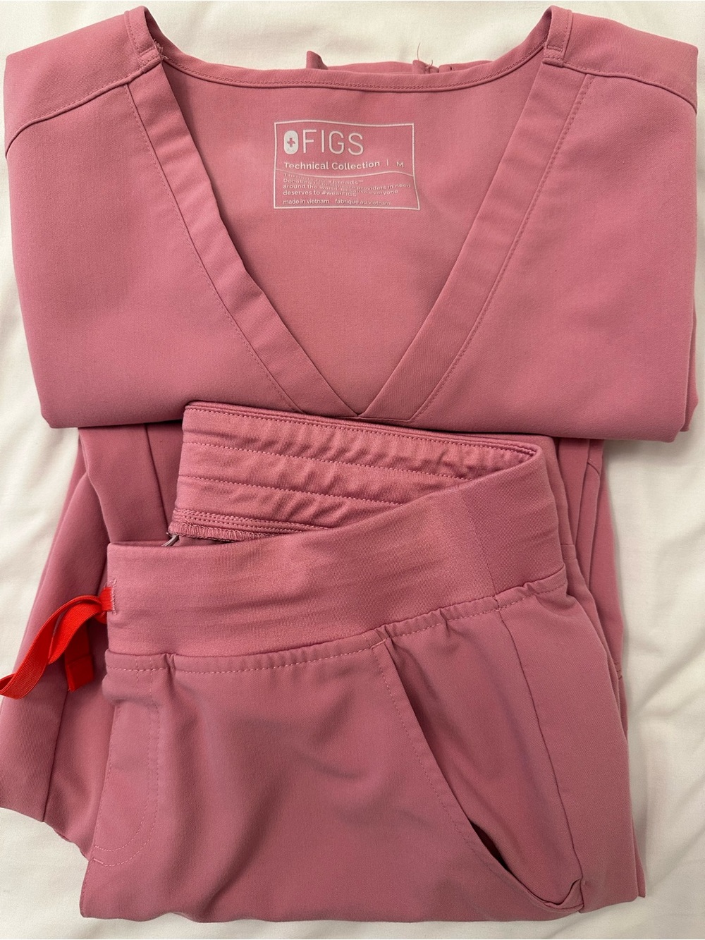 Figs Women's Scrub Set in Limited Edition color PO1782
